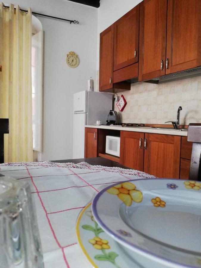 La Casetta Di Carmen Barletta Bagian luar foto