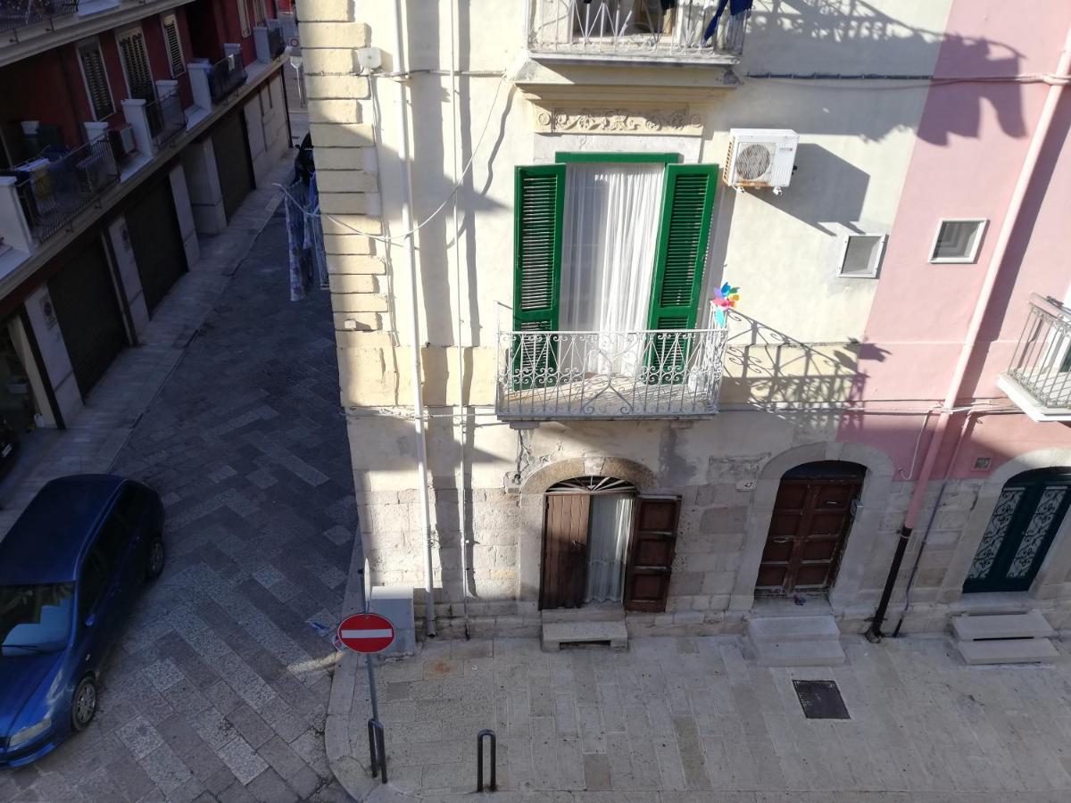 La Casetta Di Carmen Barletta Bagian luar foto